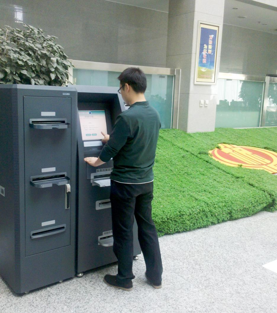 室外查询机